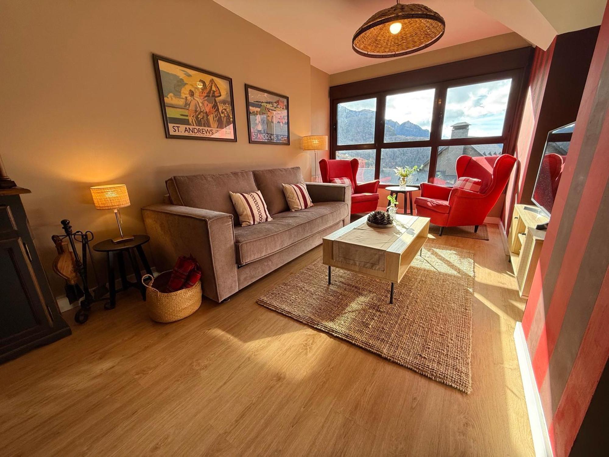 Apartamento Vistas Pena Telera Con Wifi ปันตีโกซา ภายนอก รูปภาพ